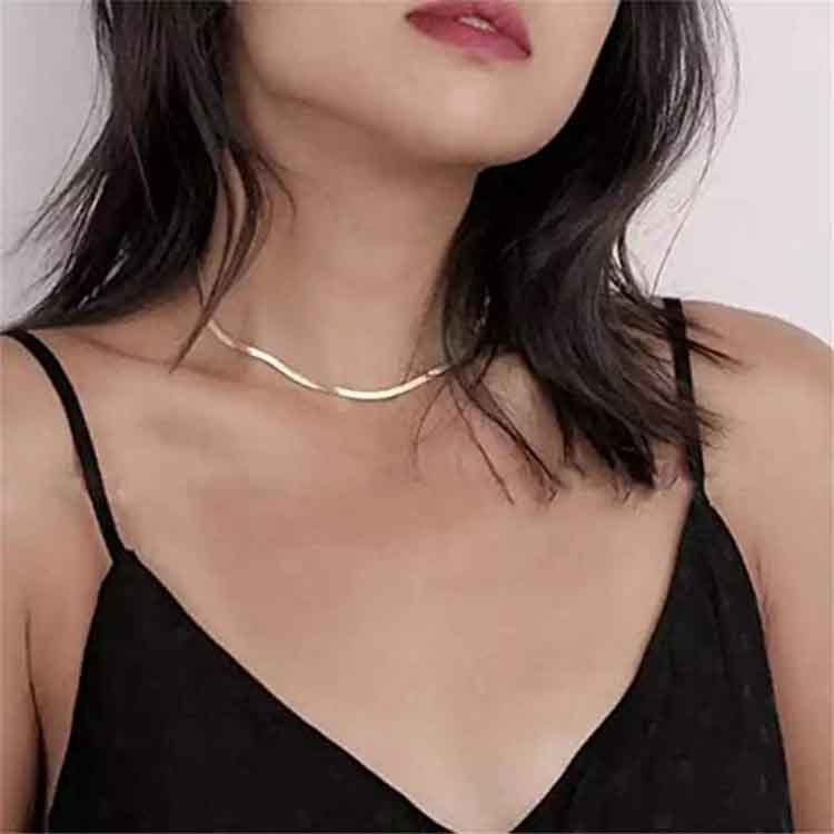 Damen Halskette mit dreifachem Kettendesign und schützendem Augenanhänger Shop Nory