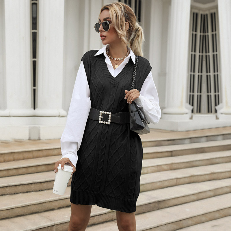 Damen Ärmelloses Zopfmuster-Strickkleid mit V-Ausschnitt und taillierender Silhouette Shop Nory