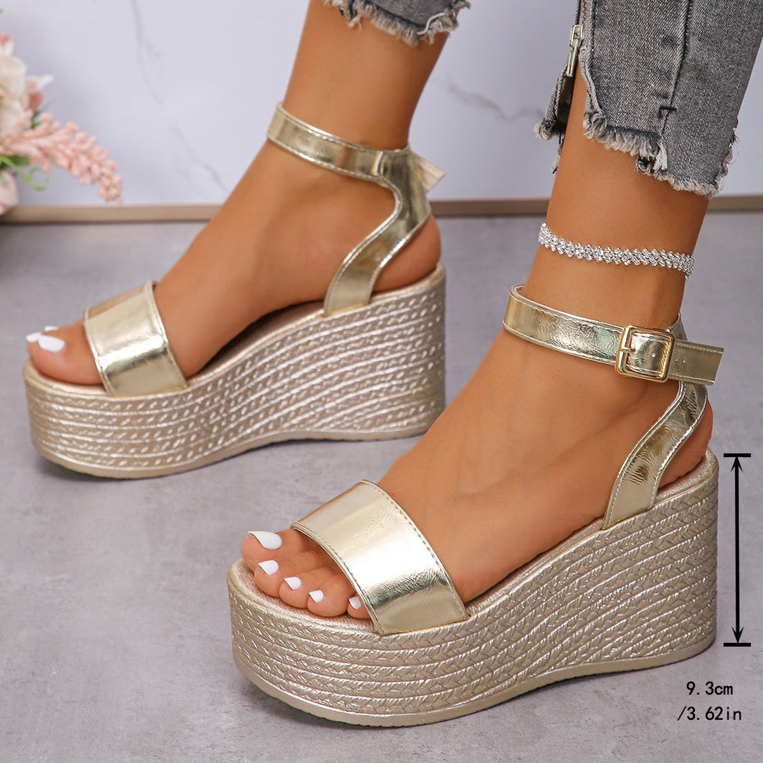 Damen Hochhackige Plateau-Sandalen mit verstellbarem Riemen und glanzvollem Finish