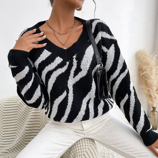 Damen Oversize V-Ausschnitt Pullover mit Zebra-Jacquard und gerippten Bündchen Shop Nory