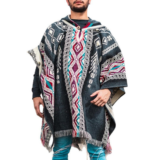Herren Kapuzenponcho aus Wollmix mit Fransen und Ethno‑Jacquardmuster Shop Nory