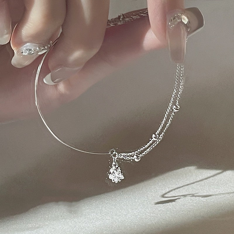 Damen Elegantes Armband mit filigranem Anhänger Shop Nory
