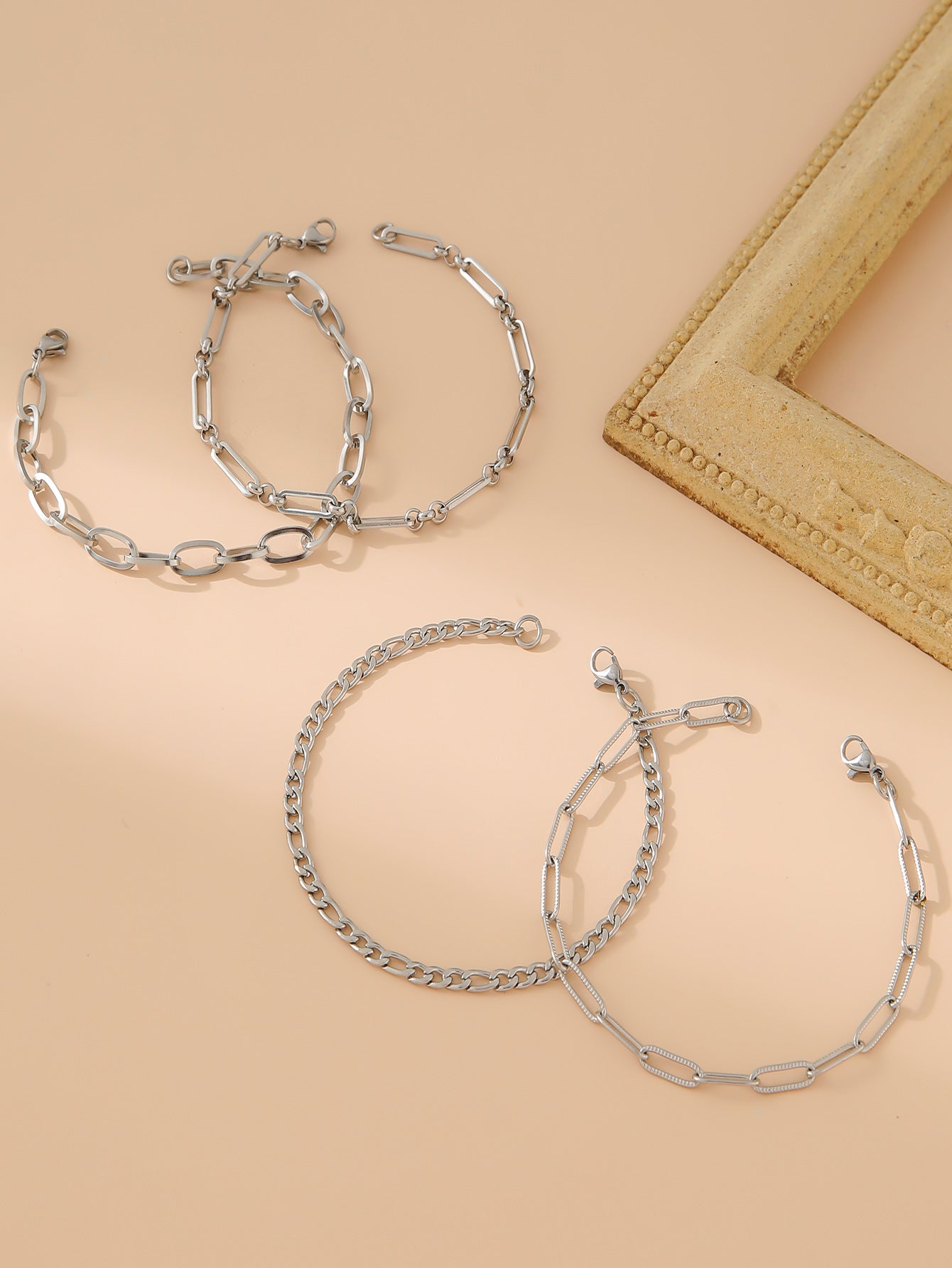 Damenkette mit modernem Gliederdesign Shop Nory