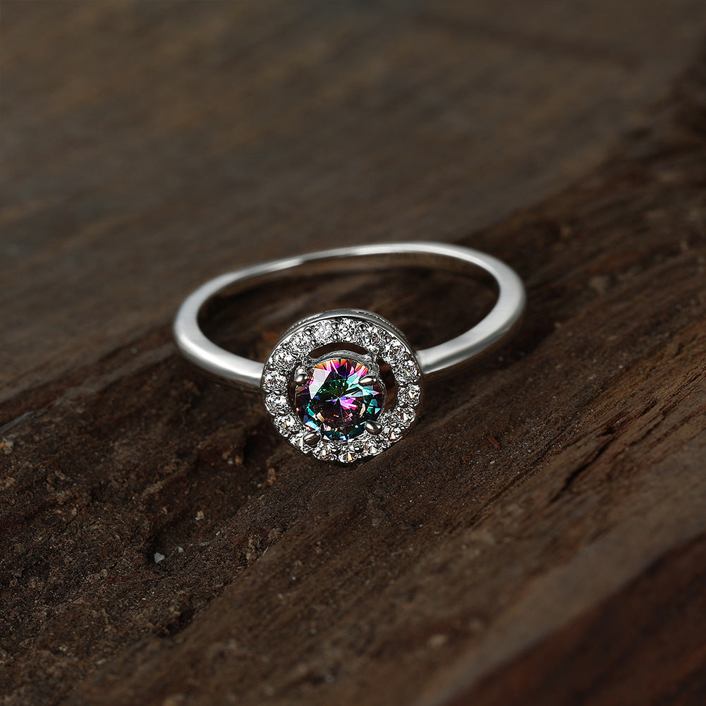Damen Ring mit schimmerndem Opal und funkelnden Zirkoniastein-Verzierungen Shop Nory