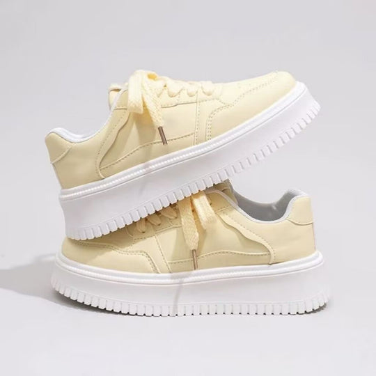 Damen Sportliche Sneakers mit dicker Laufsohle und atmungsaktiver Fütterung