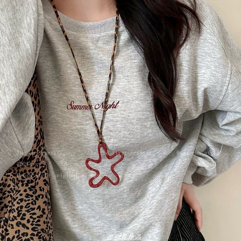Damen stylische Kette mit einzigartigem kreativen Anhänger Shop Nory
