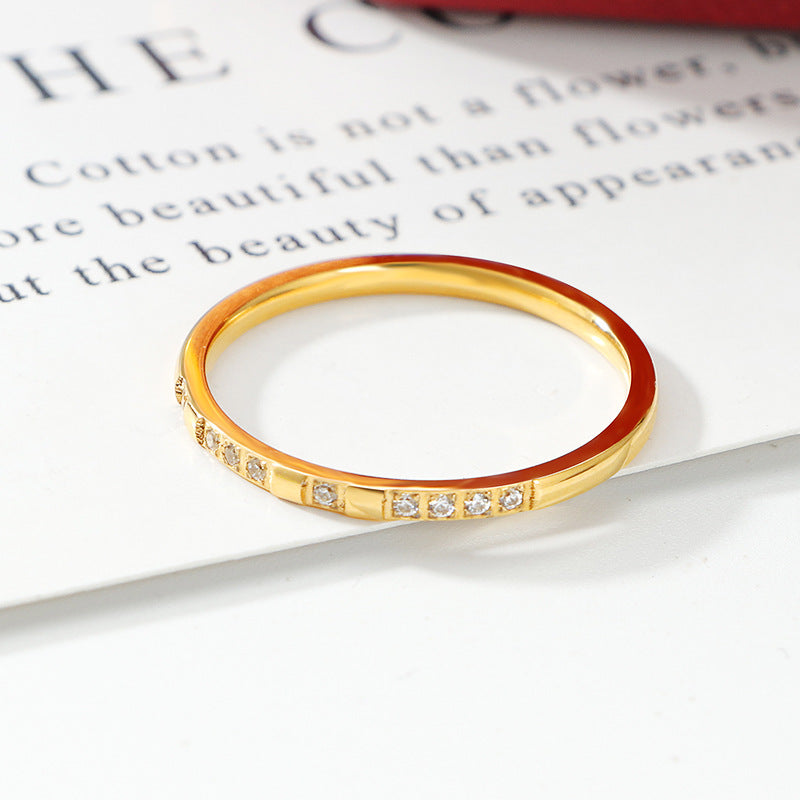 Damen eleganter Bandring mit funkelnden Zirkonia-Steinen Shop Nory