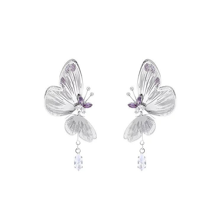 Damen Ohrringe mit filigranem Schmetterlingsdesign und funkelnden Akzenten Shop Nory