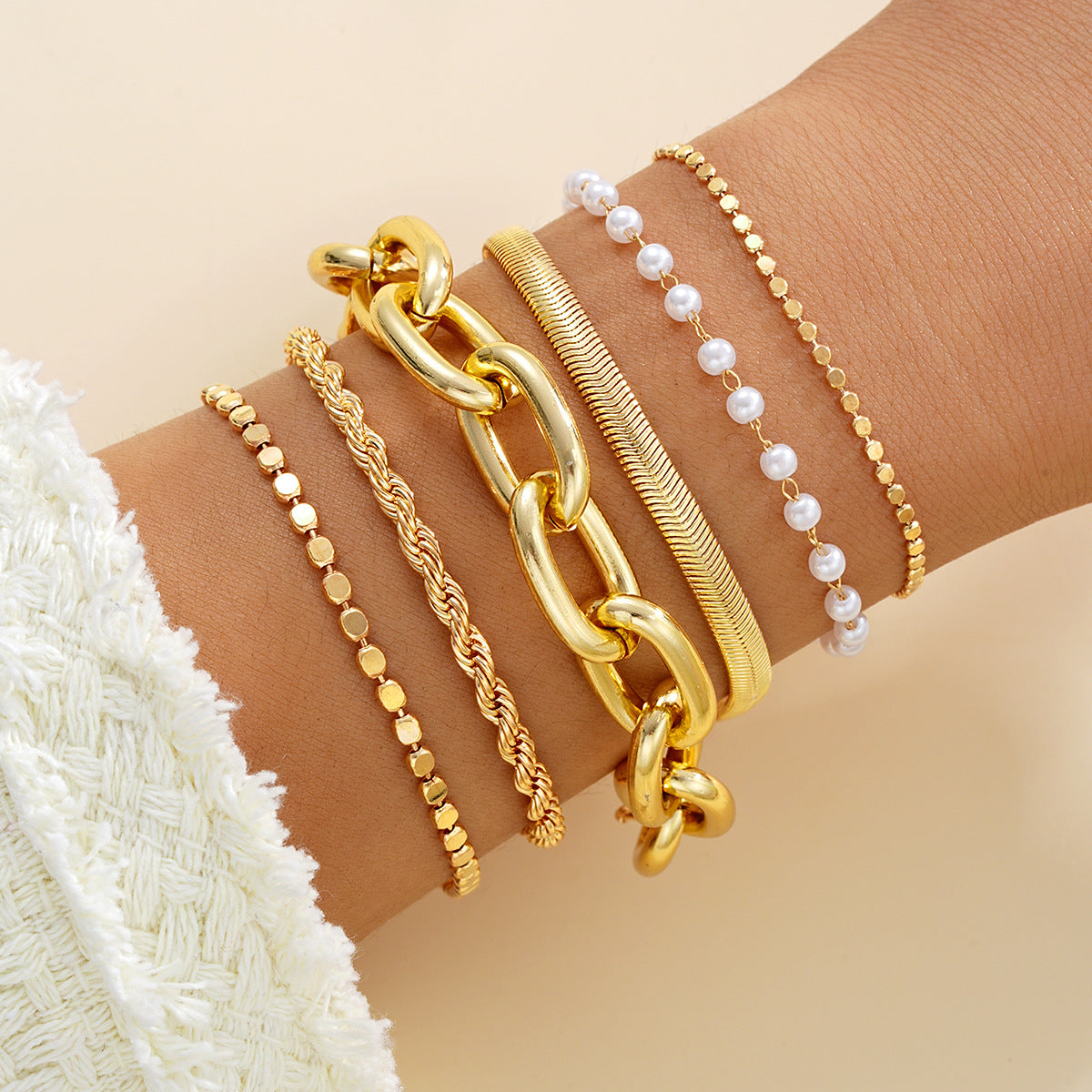 Damen Armband-Set mit vielfältigen Glieder- und Perlen-Designs Shop Nory