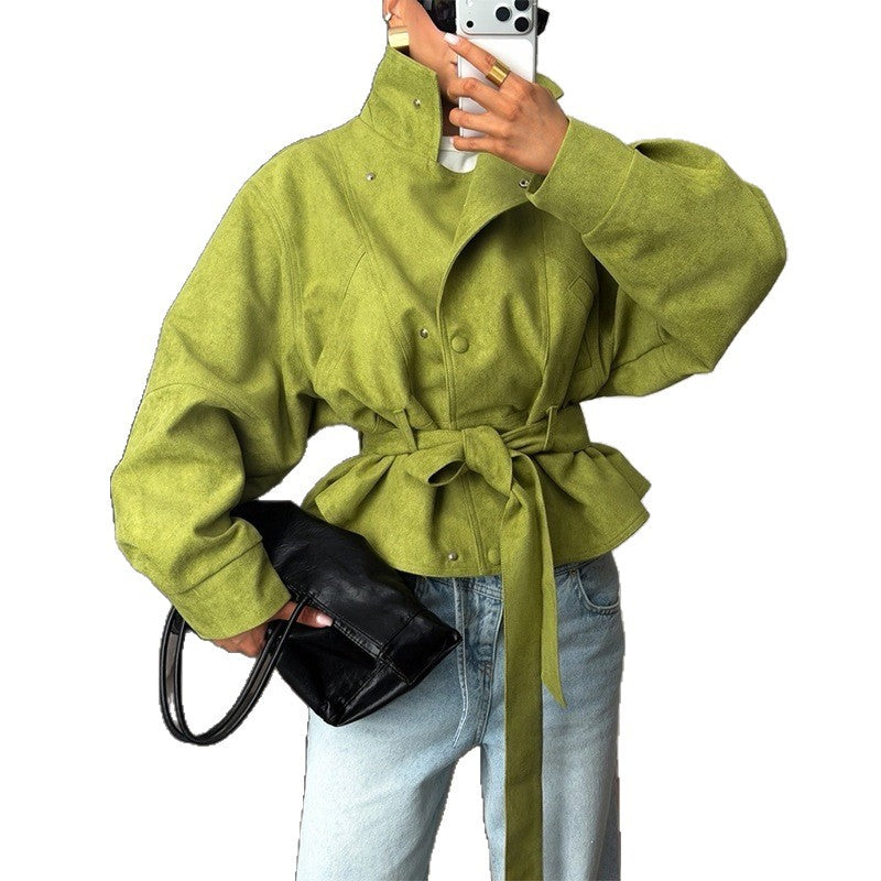 Damen Taillierte Kurzjacke im Blouson‑Stil mit Bindegürtel und Stehkragen Shop Nory