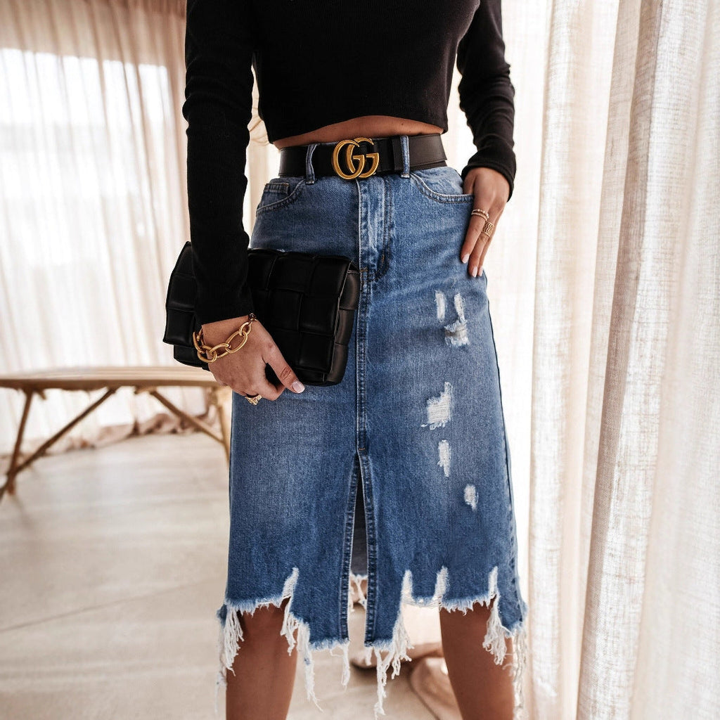 Damen Midi-Denimrock mit fransigem Saum und vertikalem Schlitz