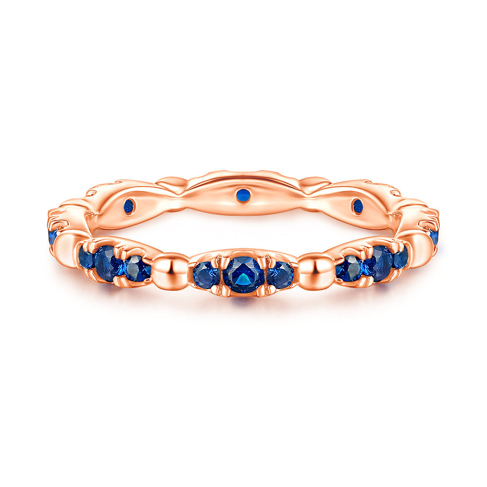 Damen Schmuckset mit Herzohrringen, funkelndem Ring und eleganter Halskette Shop Nory