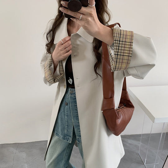 Damen leichter Trenchcoat mit kontrastierten Karomanschetten Shop Nory