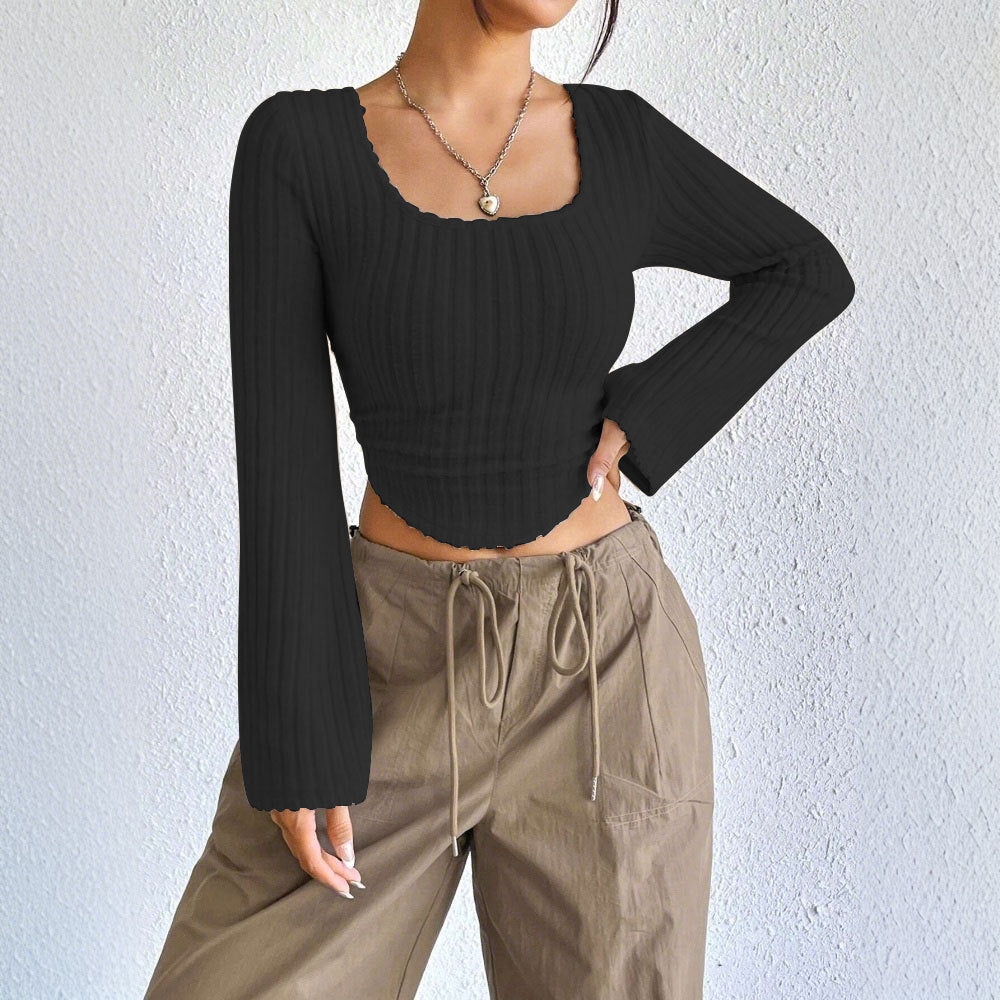 Damen geripptes Crop-Top mit quadratischem Ausschnitt, gewelltem Saum und ausgestellten Ärmeln Shop Nory