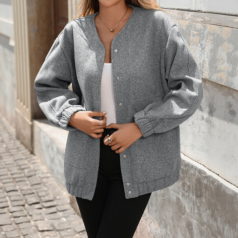 Damen Oversize-Jacke im Bomberstil mit Rundhalsausschnitt, Druckknopfleiste und aufgesetzten Taschen Shop Nory