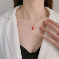 Damen Halskette mit verspieltem Design und funkelnden Akzenten Shop Nory