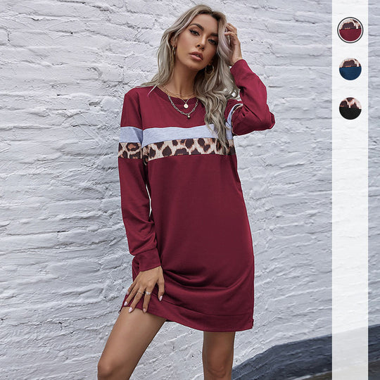 Damen lässiges Sweatshirtkleid mit Leopardenstreifen und kontrastierendem Brustband Shop Nory