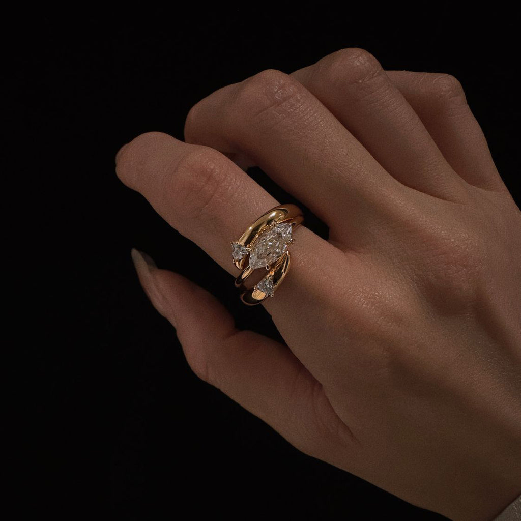 Damen Zierlicher Ring mit ovalem, funkelndem Edelstein und filigraner Goldfassung Shop Nory