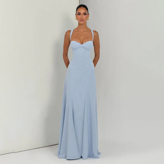 Damen Elegantes und figurbetontes Abendkleid mit drapierten Cups
