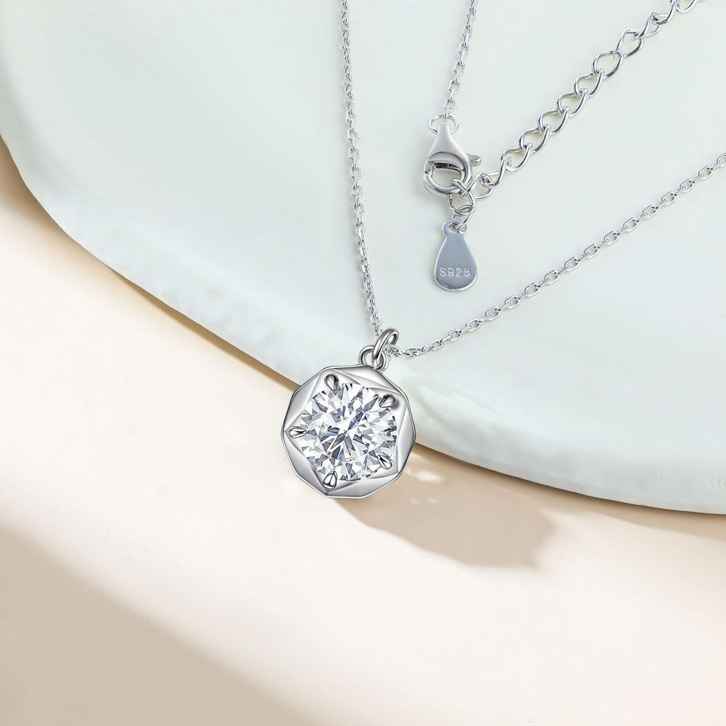 Damen Anhänger-Halskette mit strahlendem Zirkonia-Shop Nory