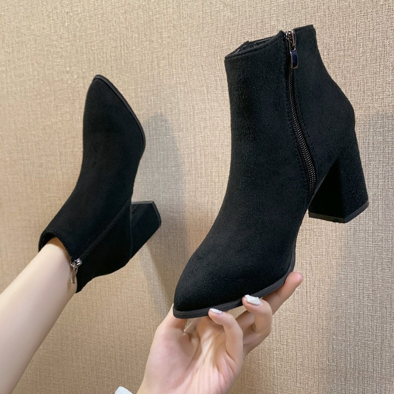 Damen Stiefeletten mit elegantem Blockabsatz und praktischem Reißverschluss