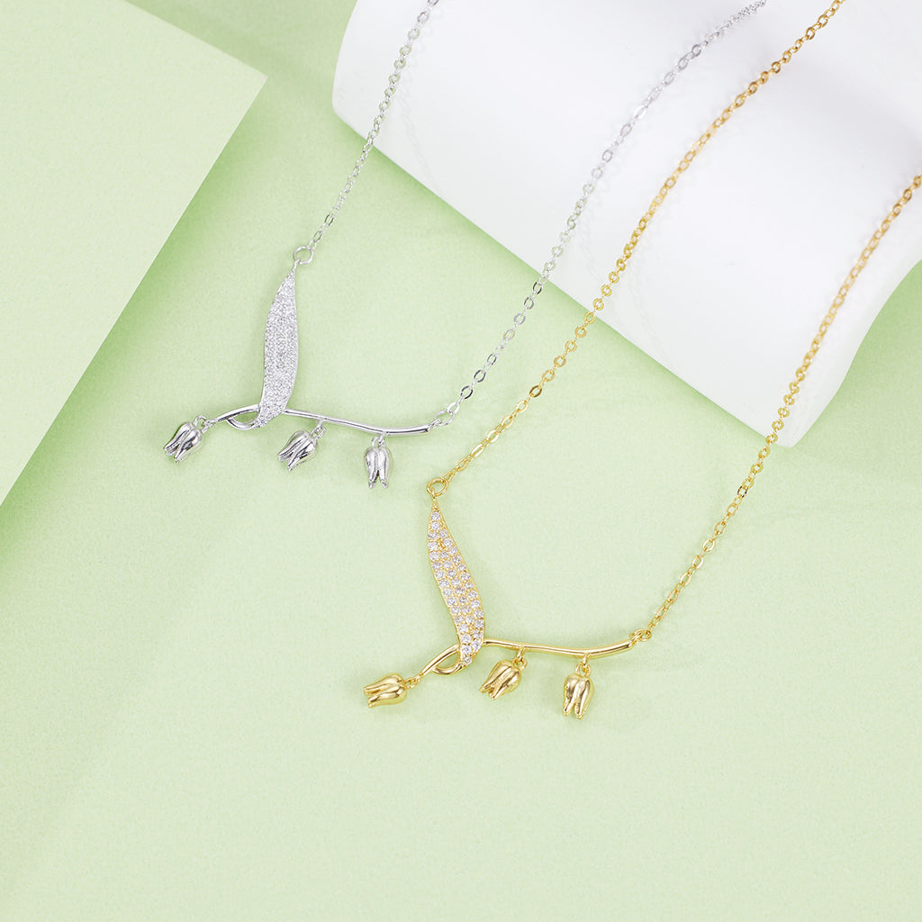 Damen elegante Halskette mit botanischem Design und funkelnden Zirkonia Shop Nory