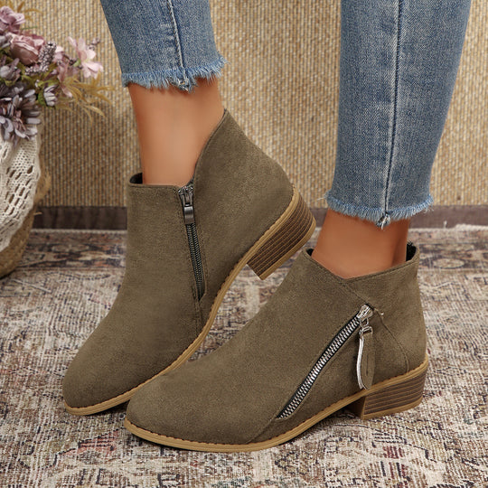 Damen Moderne Kurzschaft-Stiefelette mit sichtbarem Metallreißverschluss und niedriger Holzoptik-Blocksohle Shop Nory
