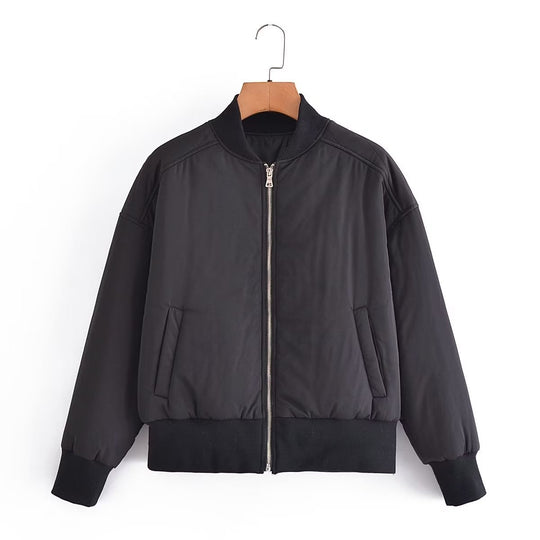 Damen Kurz geschnittene wattierte Blousonjacke mit geripptem Saum Shop Nory
