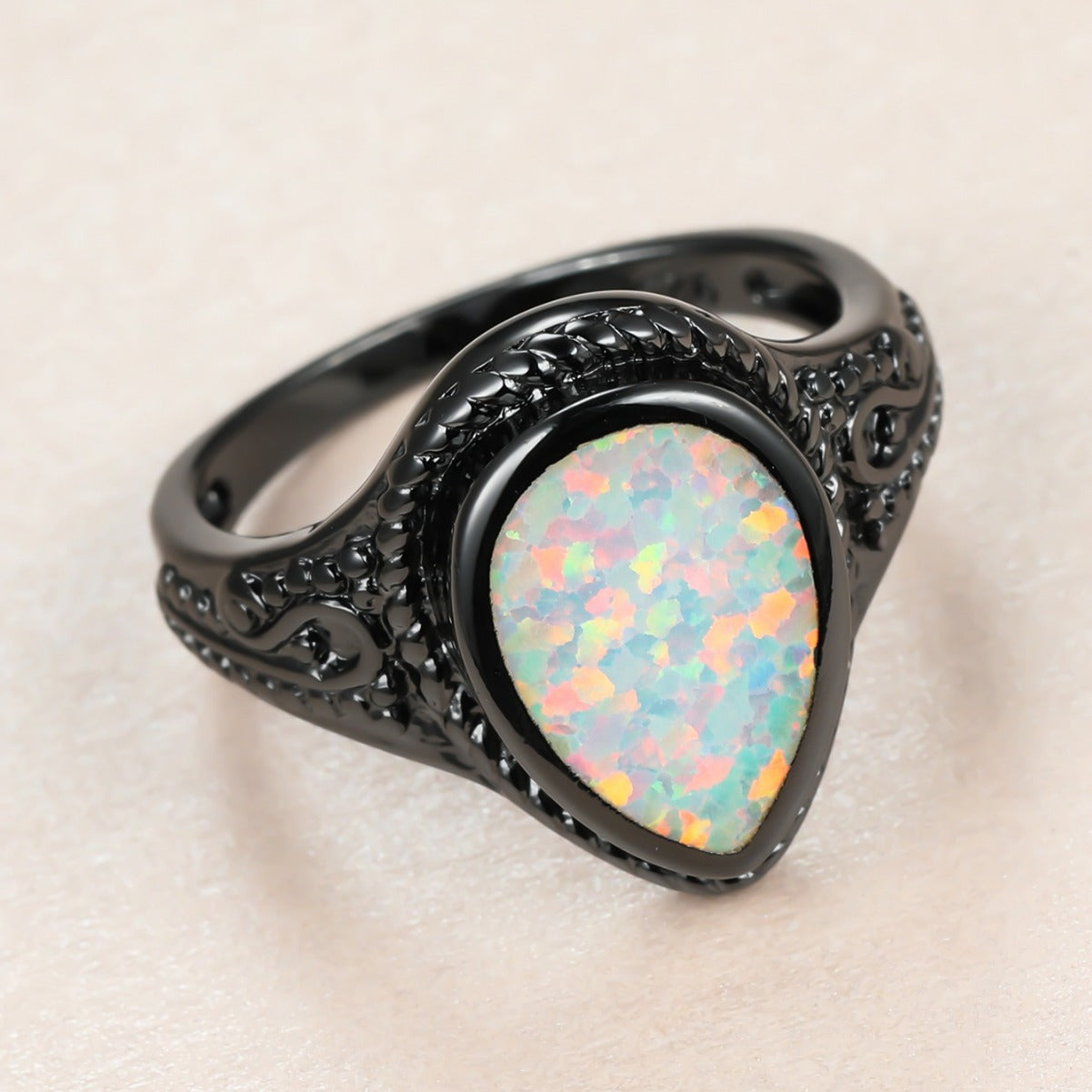 Damen Ring mit kunstvollem Opal-Inlay und filigranem Details Shop Nory
