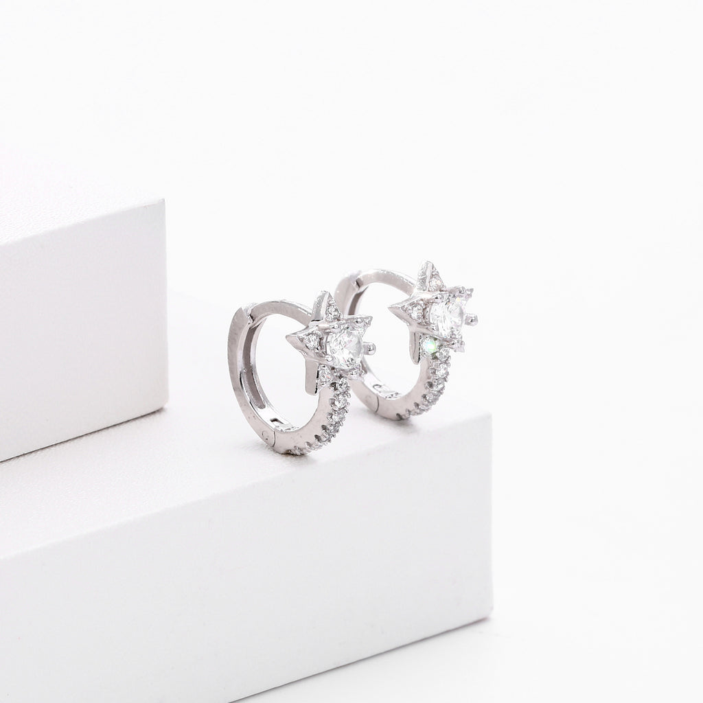 Damen Ohrhänger mit funkelndem Sternenmotiv aus 925 Sterling Silber Shop Nory