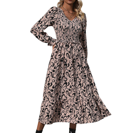 Damen Maxikleid mit Smok-Einsatz, V-Ausschnitt und Volantstufen Shop Nory