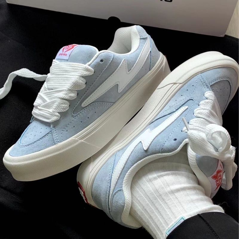 Damen lässige Sneaker aus hochwertigem Wildleder mit dämpfender Sohle Shopnory