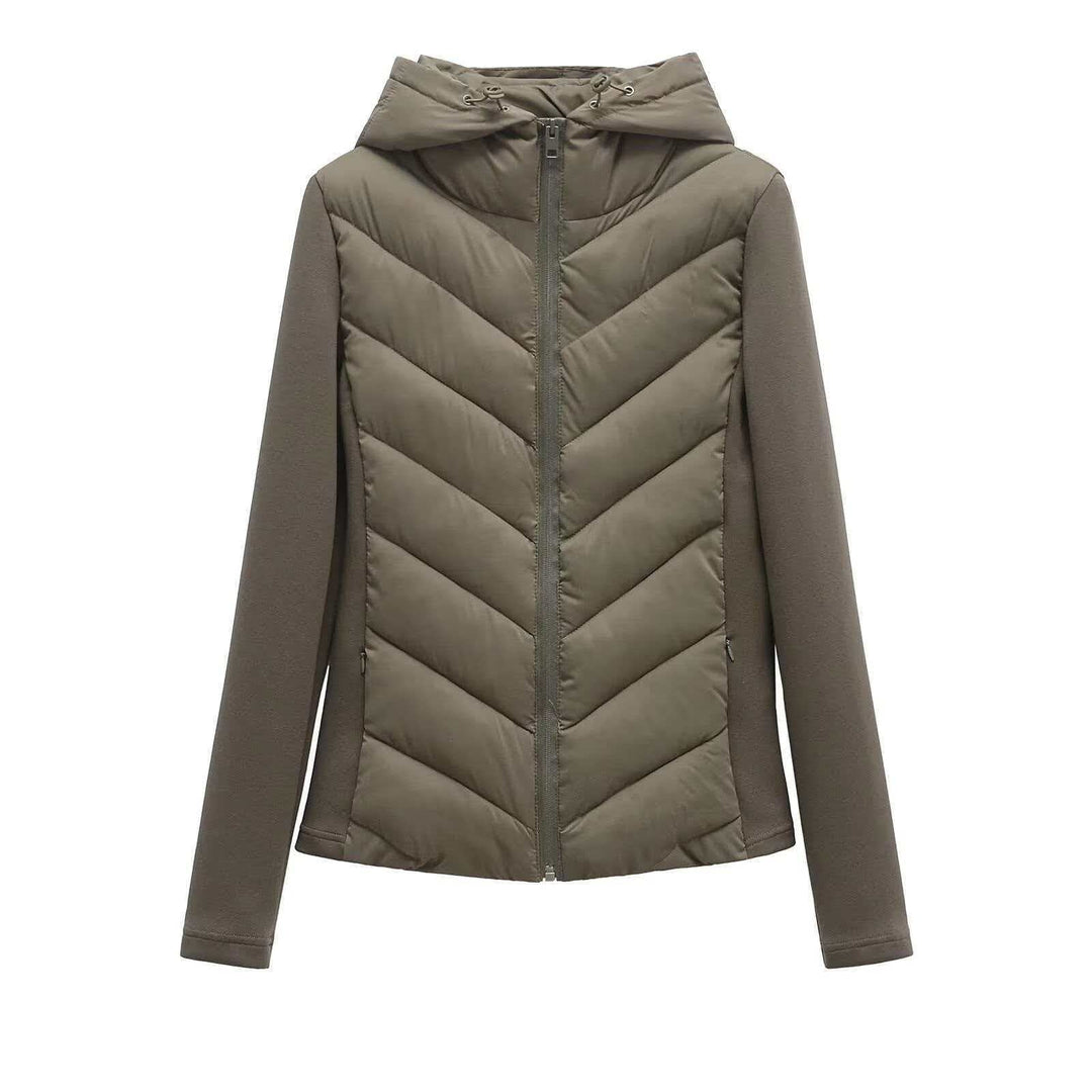 Damen nan gesteppte Kapuzenjacke mit Chevron‑Stepp, Einsätzen aus Softshell und verdecktem Reißverschluss