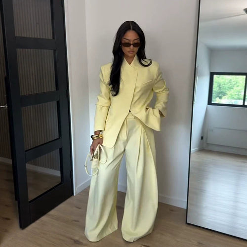 Damen Zweiteiliges Oversize-Sakko mit Stehkragen und weite Bundfaltenhose Shop Nory