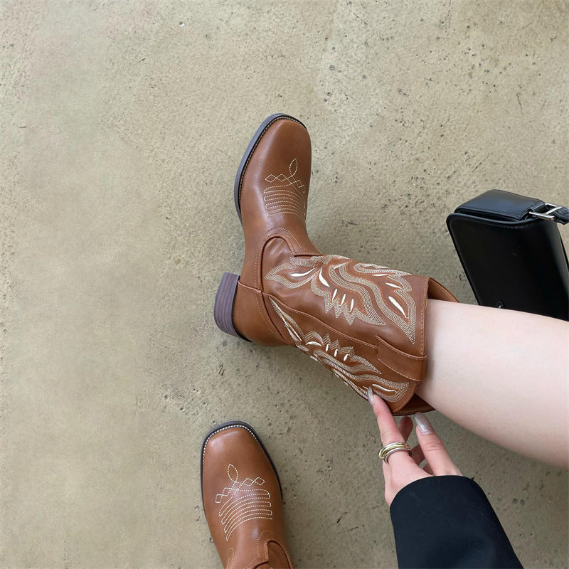 Damen Western-Cowboy-Boots mit aufwendiger Stickerei, mittlerer Schafthöhe und robuster Blockabsatz Shop Nory