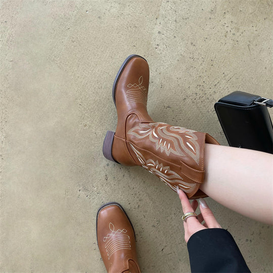 Damen Western-Cowboy-Boots mit aufwendiger Stickerei, mittlerer Schafthöhe und robuster Blockabsatz Shop Nory