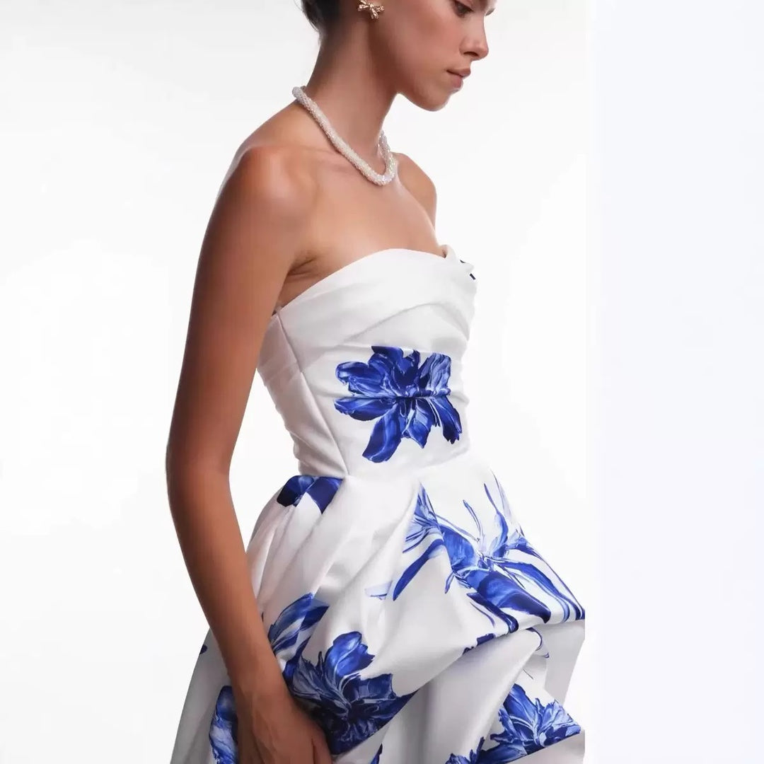 Damen Hochzeitskleid mit strapless Design und floralen Applikationen