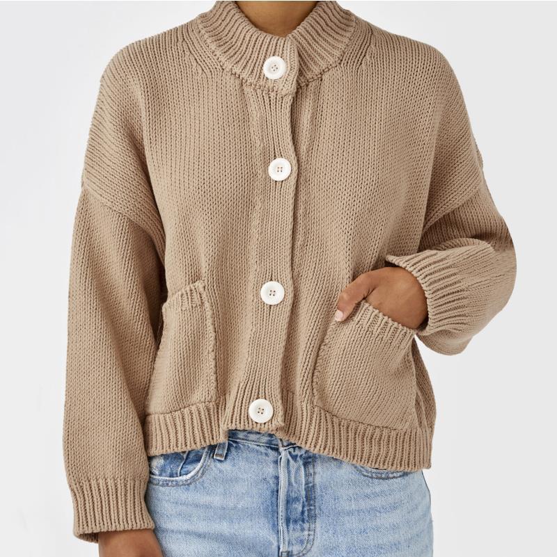 Damen Kurzer Boxy-Cardigan aus Grobstrick mit hoher Knopfleiste und Eingrifftaschen Shop Nory