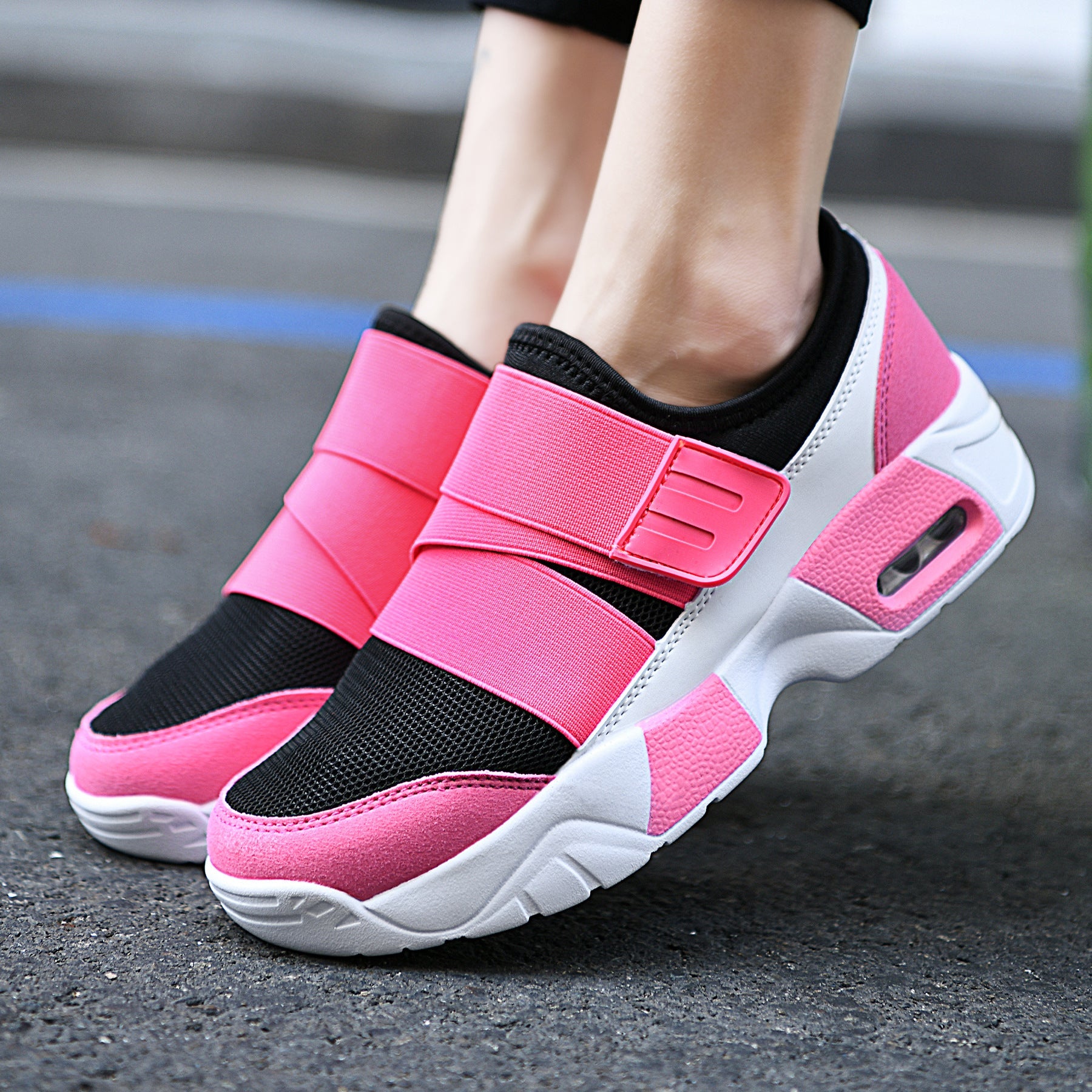 Damen nan Schlupfsneaker mit breitem Elastikriemen, atmungsaktivem Mesh und geformter Dämpfungsohle