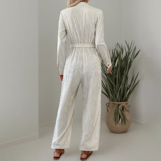 Damen Eleganter Jumpsuit mit schmalem Gürtel und Knopfdetails