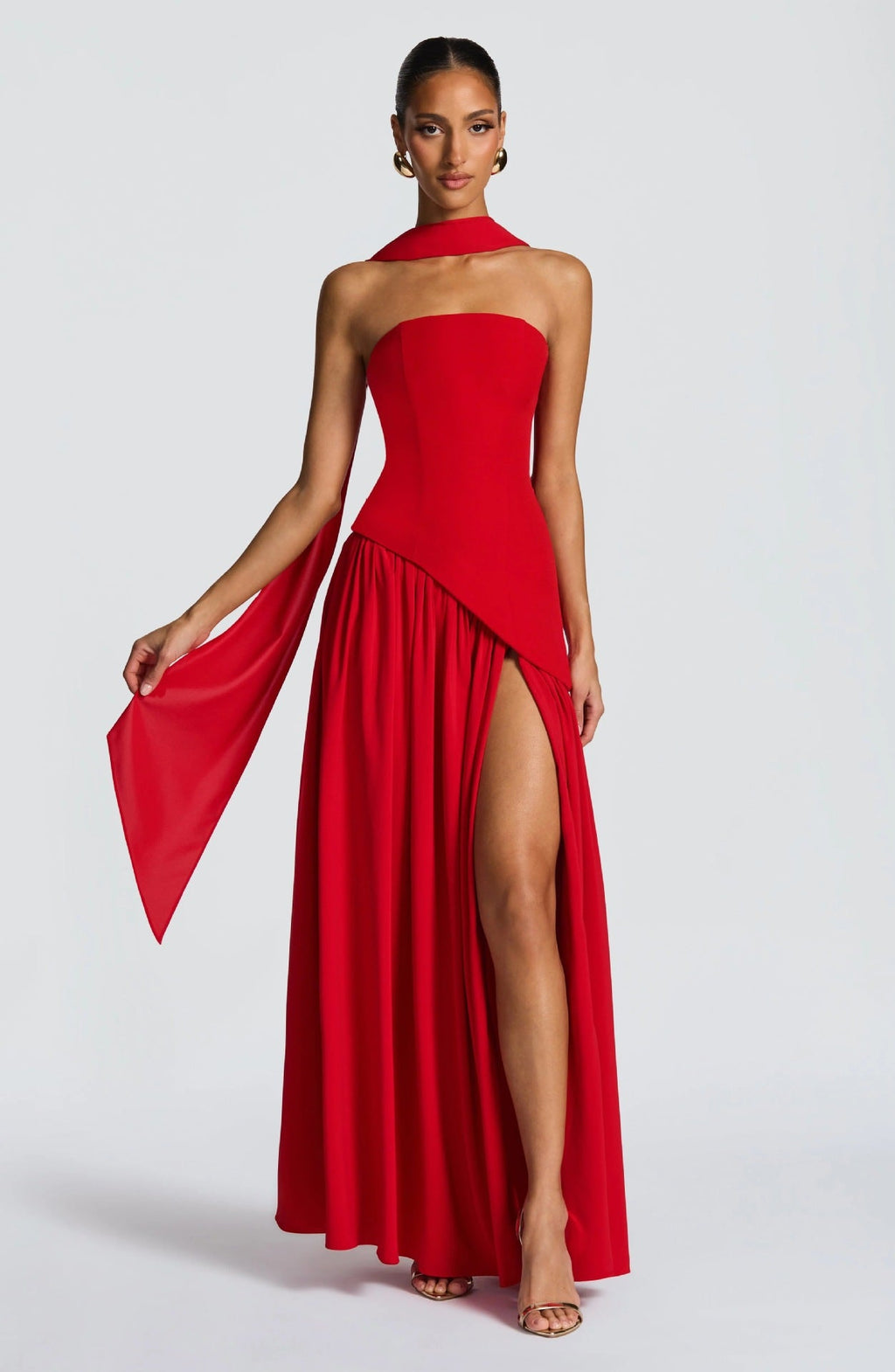 Damen Maxikleid mit figurbetontem Oberteil und schwingendem Rock