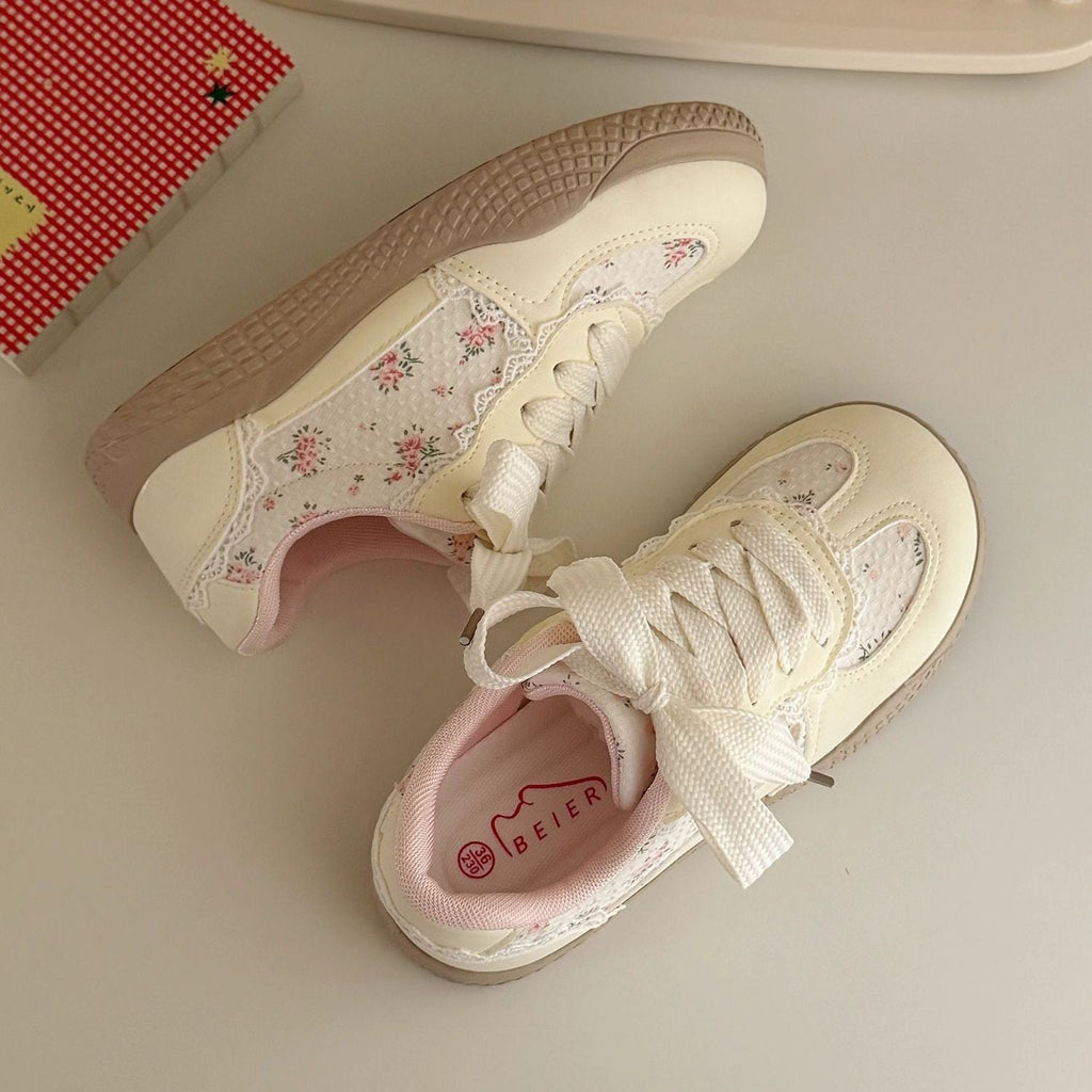 Damen Sneakers mit elegantem Blumendruck und Softeinsätzen