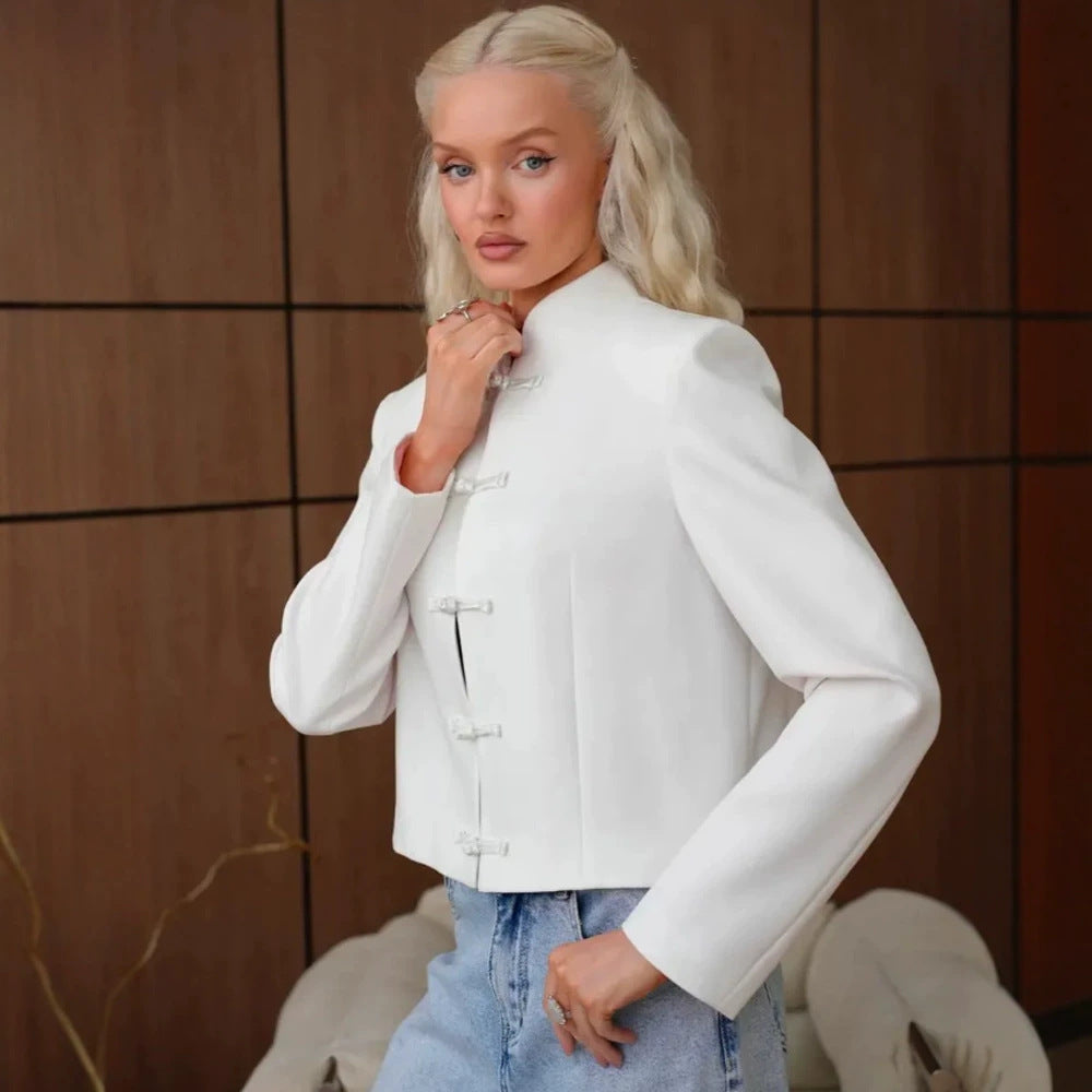 Damen Kurzblazer mit Mandarinkragen und dekorativen Knotenverschlüssen Shop Nory