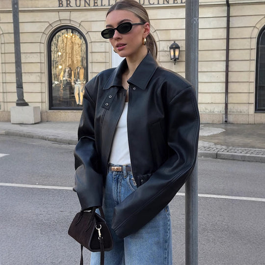 Damen Kurzgeschnittene Oversize-Lederjacke mit Hemdkragen, Cropped‑Silhouette und extraweiten Ärmeln Shop Nory