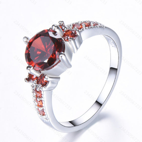 Damen Ring mit extravaganten Zirkonia-Einsätzen und funkelndem Rosenquarz Shop Nory