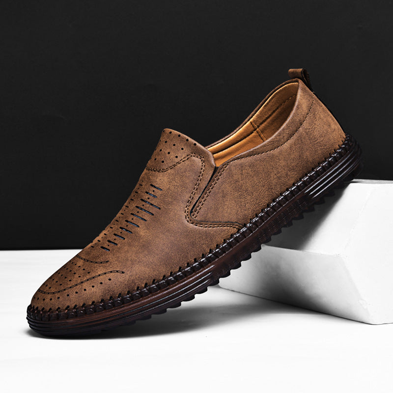 Herren Komfortable und atmungsaktive Mokassins mit perforierter Oberfläche