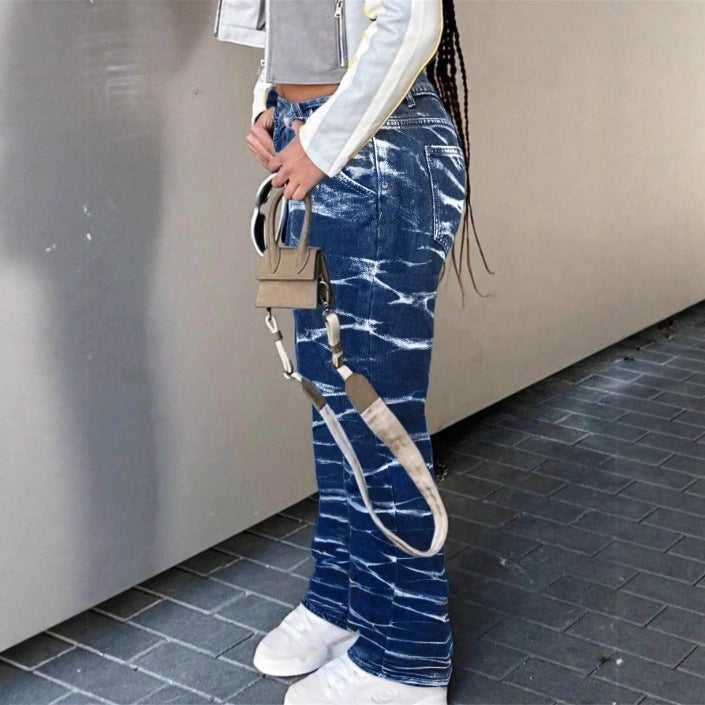 Damen High-Waist Straight-Jeans mit bleached Wave-Muster und Relaxed-Passform Shop Nory