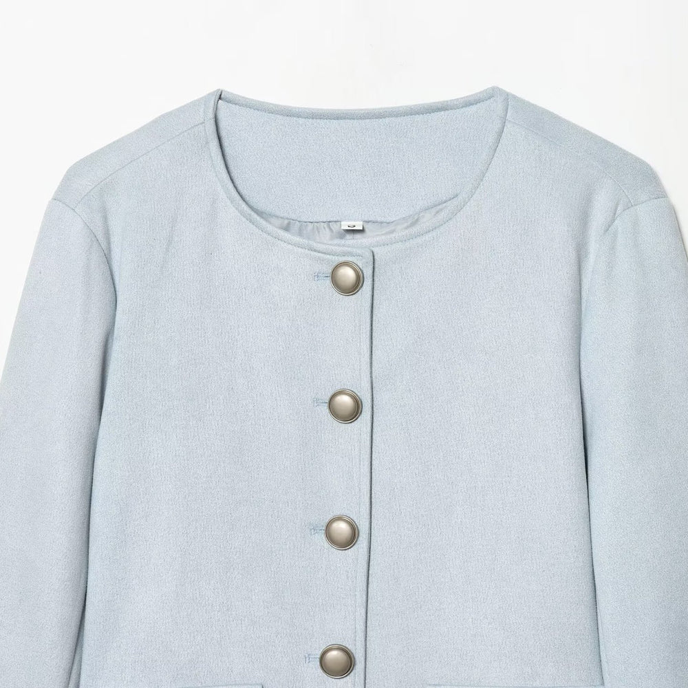 Damen Taillierte Cropped‑Bouclé‑Jacke mit Zierknopfleiste und Pattentaschen Shop Nory
