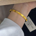 Damen Elegantes und florales Armband aus hochwertigem Metall Shop Nory