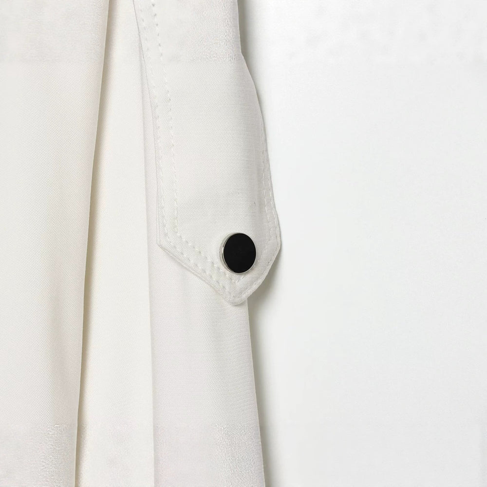 Damen Leichte Cropped-Windjacke im Boxy‑Schnitt mit hohem Funnelkragen und Ärmel-Pattentaschen Shop Nory